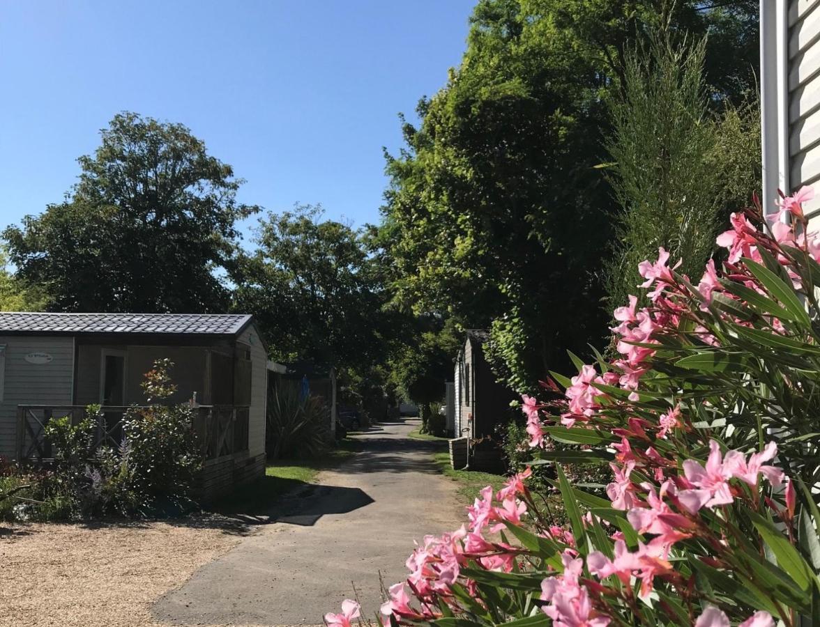 Tahiti Village La Grande Cote Campsite